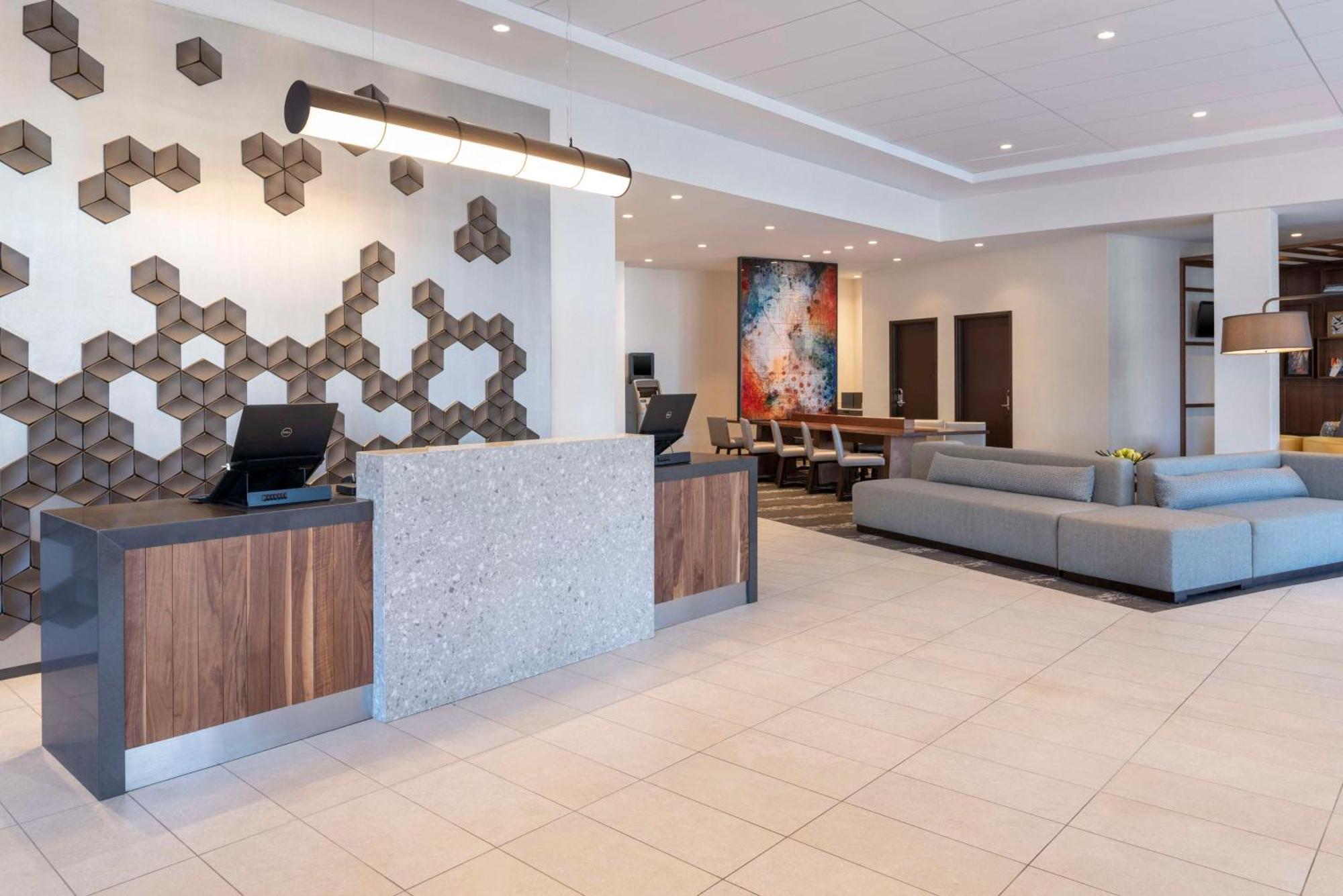 Hyatt Place Detroit/Ройал-Ок Екстер'єр фото
