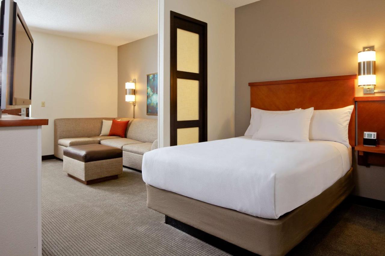 Hyatt Place Detroit/Ройал-Ок Екстер'єр фото